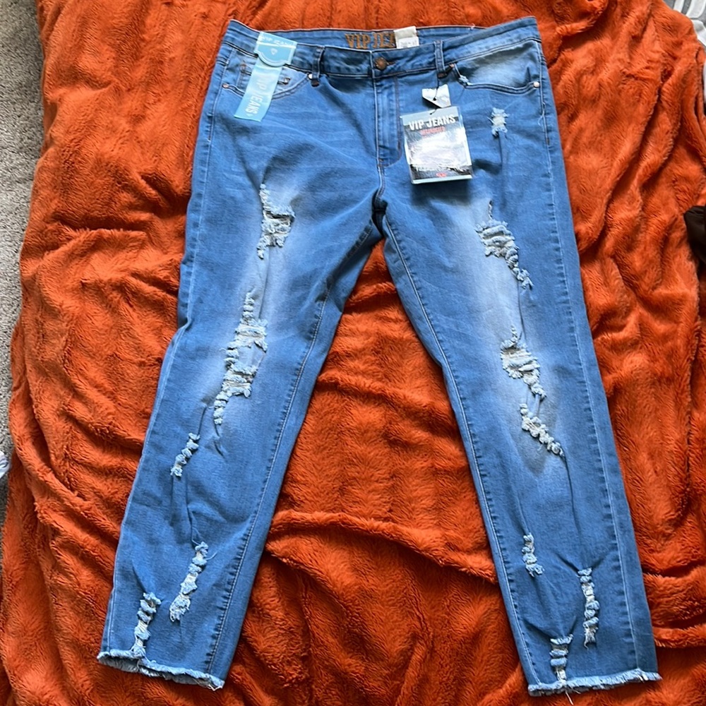 Ripped light blue jeans!